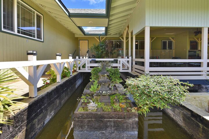 Property Photo:  1525 Kaupakalua Rd  HI 96708 