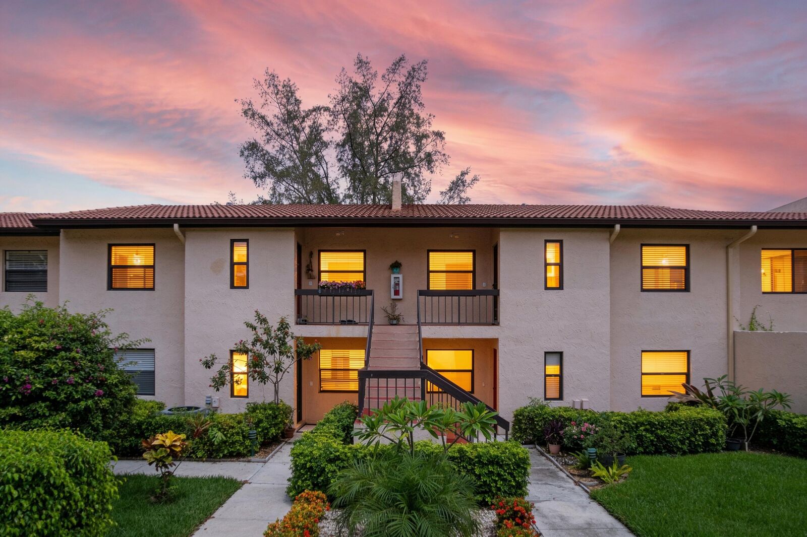 Property Photo: 9286 Vista Del Lago F FL 33428