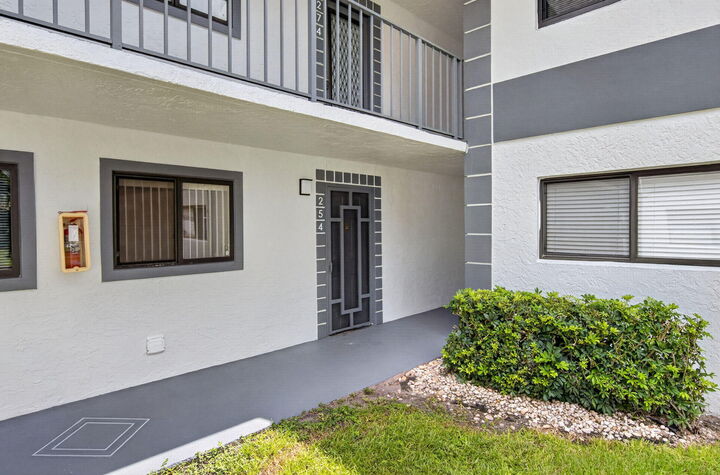 Property Photo:  15234 Lakes Of Delray Boulevard 254  FL 33484 