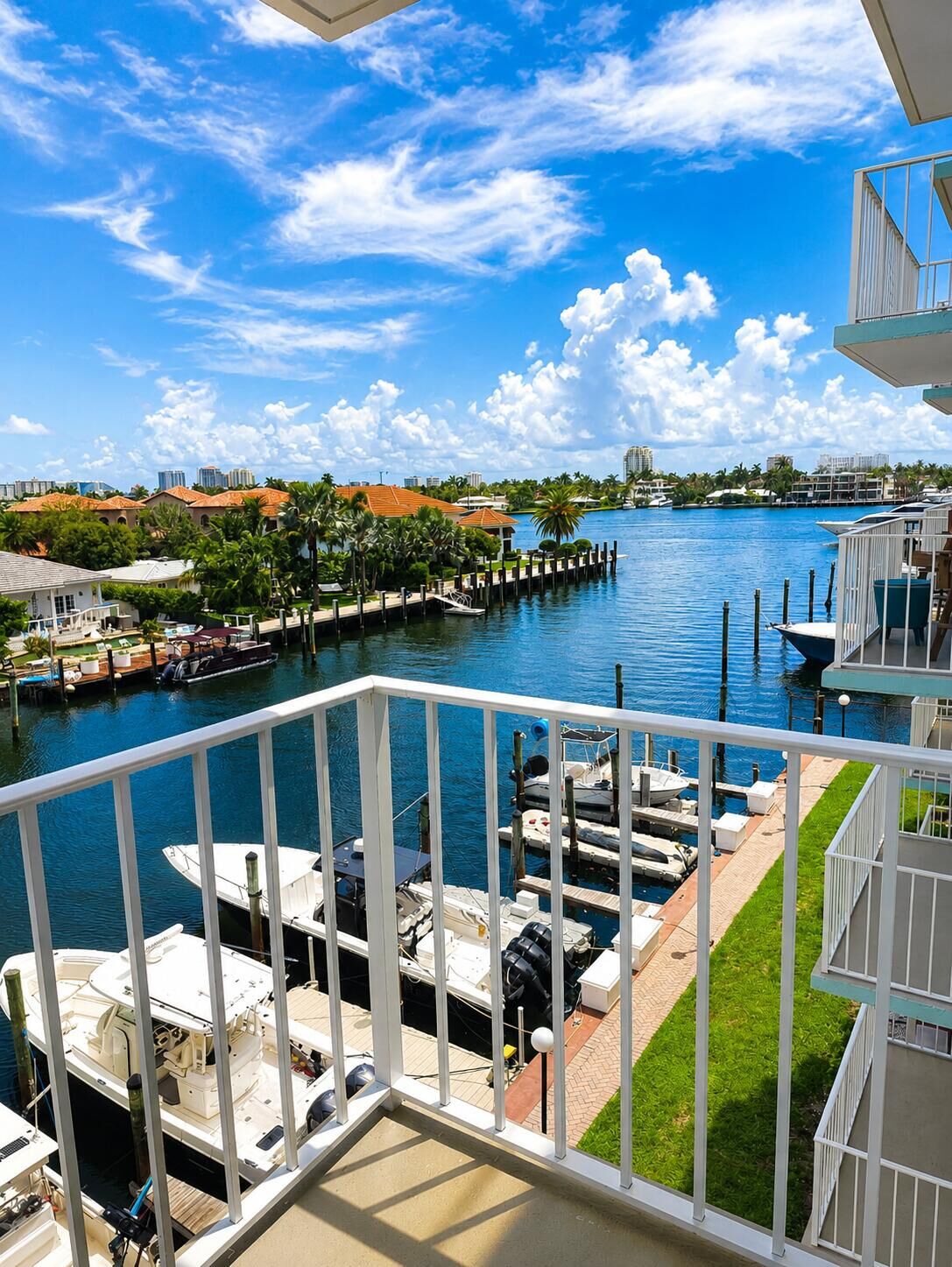 Property Photo:  1777 SE 15th Street 419  FL 33316 