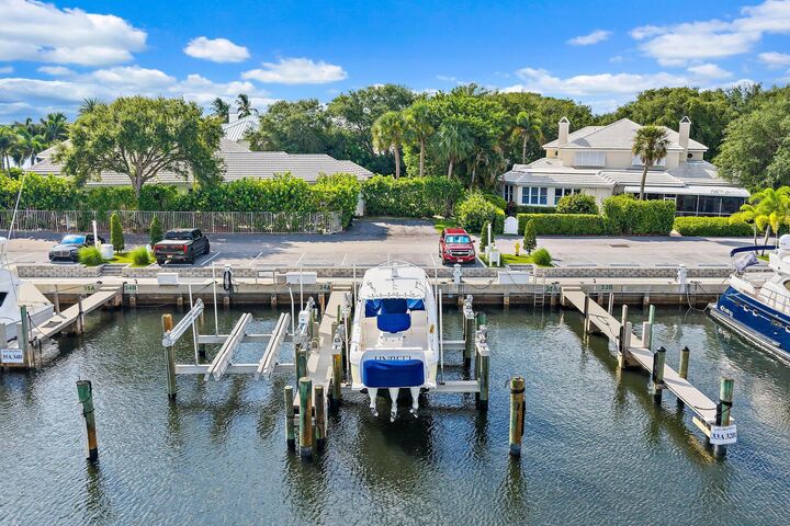Property Photo: 14410 Palmwood 33B Road FL 33410