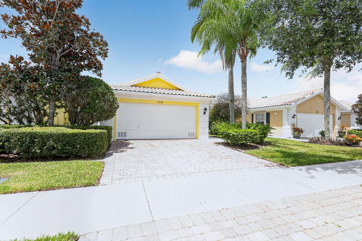 Property Photo: 12140 SW Elsinore Drive FL 34987