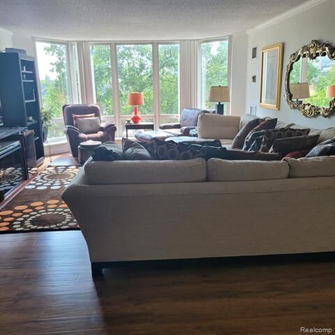 Property Photo: 250 E Harbortown Drive 301 MI 48207