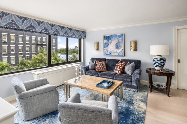 Property Photo:  530 E 72nd Street 5bc  NY 10021 