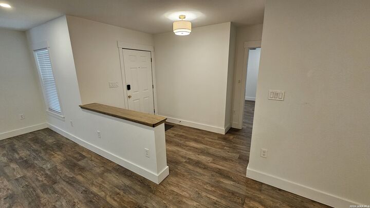 Property Photo: 219 Edgevale TX 78229