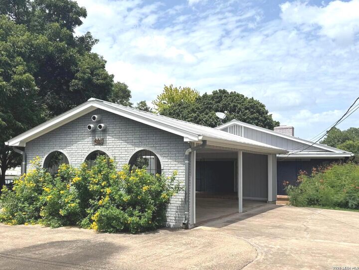 Property Photo:  208 Riverside Dr  TX 78639 