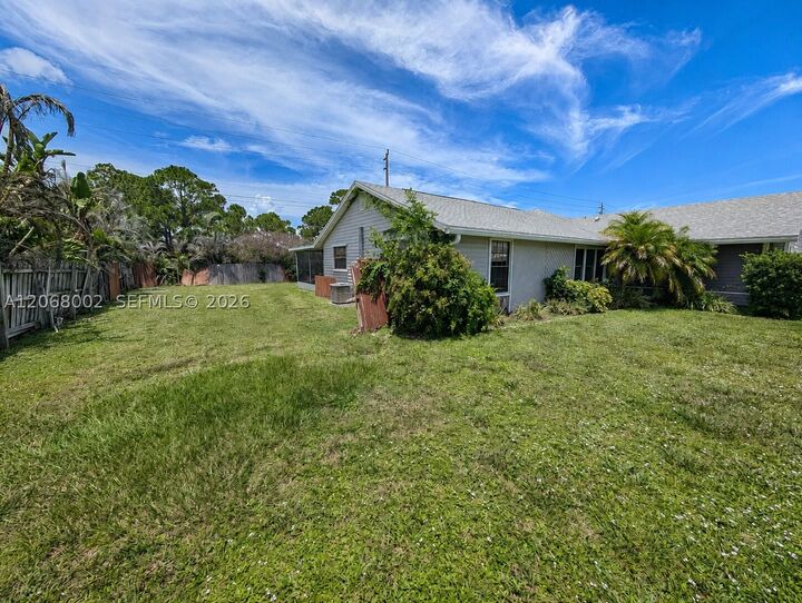 Property Photo: 5601 Paleo Pines Cir FL 34951