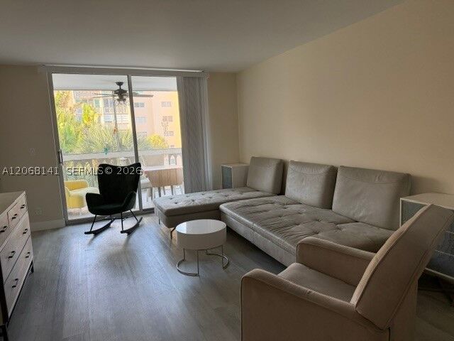 Property Photo:  901 NE 14th Ave 305  FL 33009 