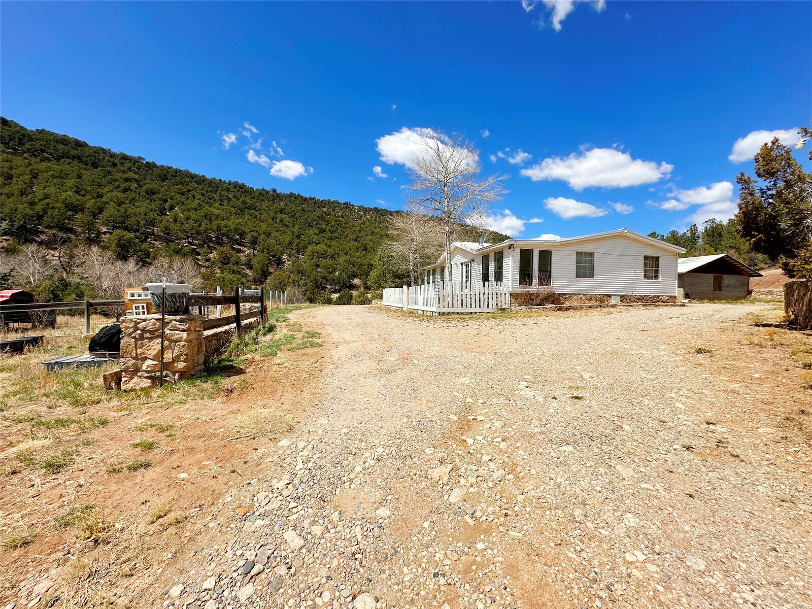 Property Photo:  53 County Road B44c  NM 87552 