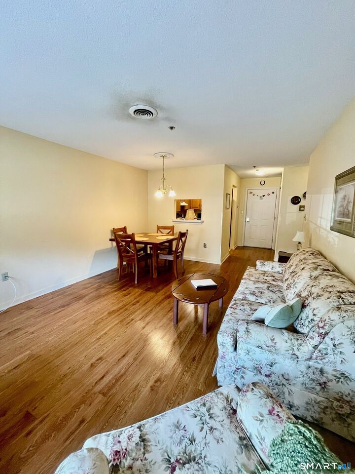 Property Photo:  625 Palisado Avenue 102  CT 06095 