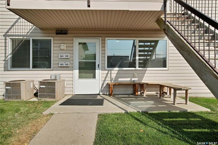 120 C Avenue N 103 — photo 1