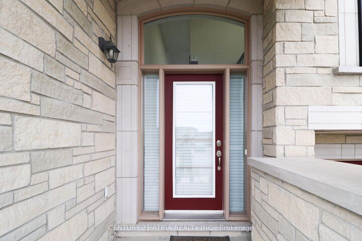 Property Photo: 134 Dundonnell Place ON L4H 4R8