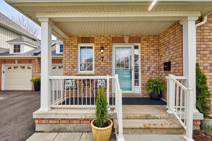 Photo de la propriété:  7 Gidley Lane G7  ON L1T 4Z7 