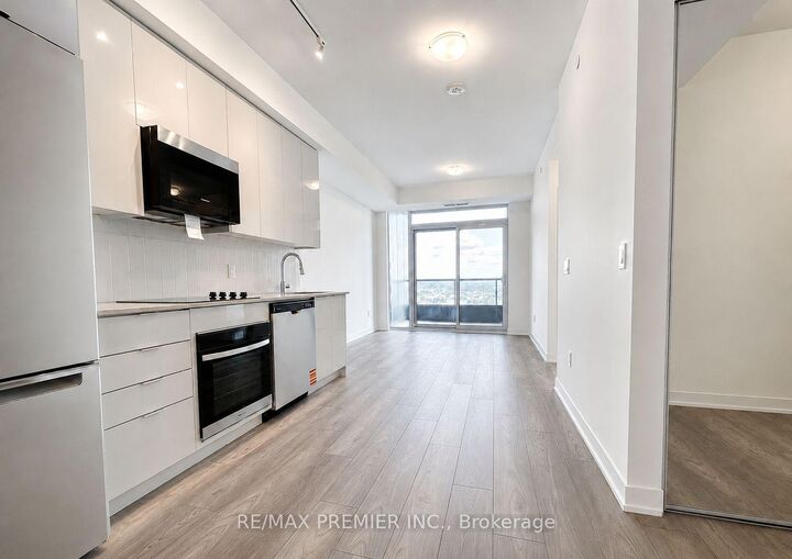 Property Photo: 474 Caldari Road 1707 ON L4K 0R5