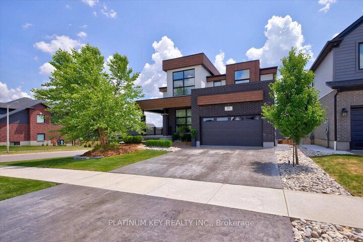 83 Daventry Way — photo 1