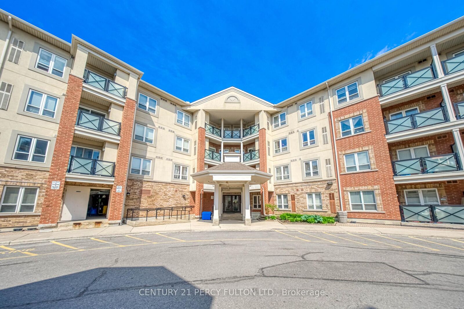 Property Photo:  60 Mendelssohn Street 203  ON M1L 0G9 