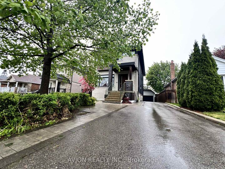 Property Photo:  28 Monarchdale Avenue Bsmt  ON M6M 2S7 
