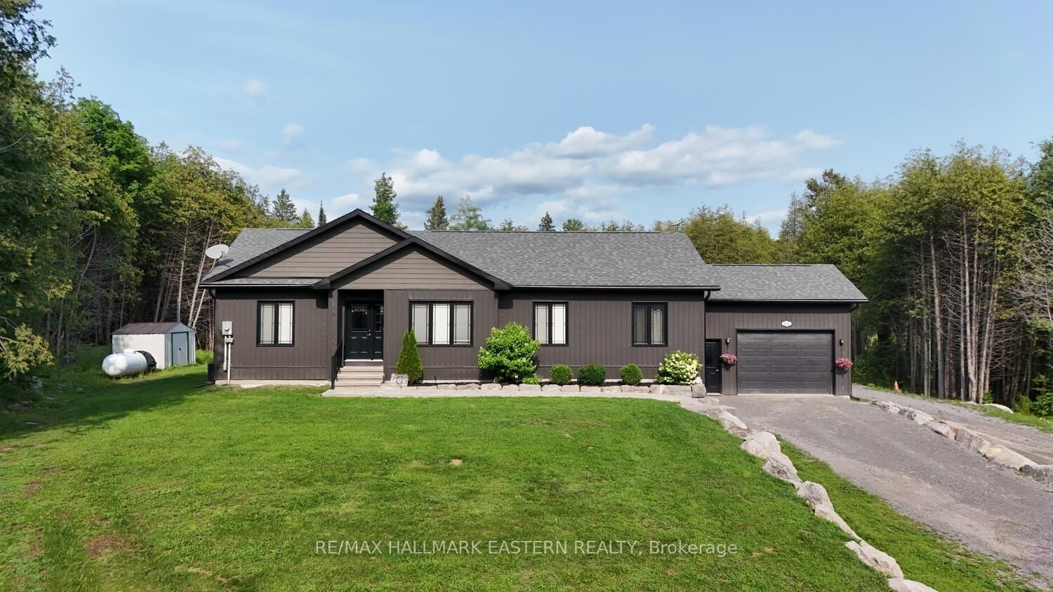 Property Photo: 639 8th Line S ON K0L 2V0