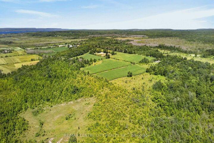 Property Photo: 441408 Concession 21 Road ON N0H 2T0