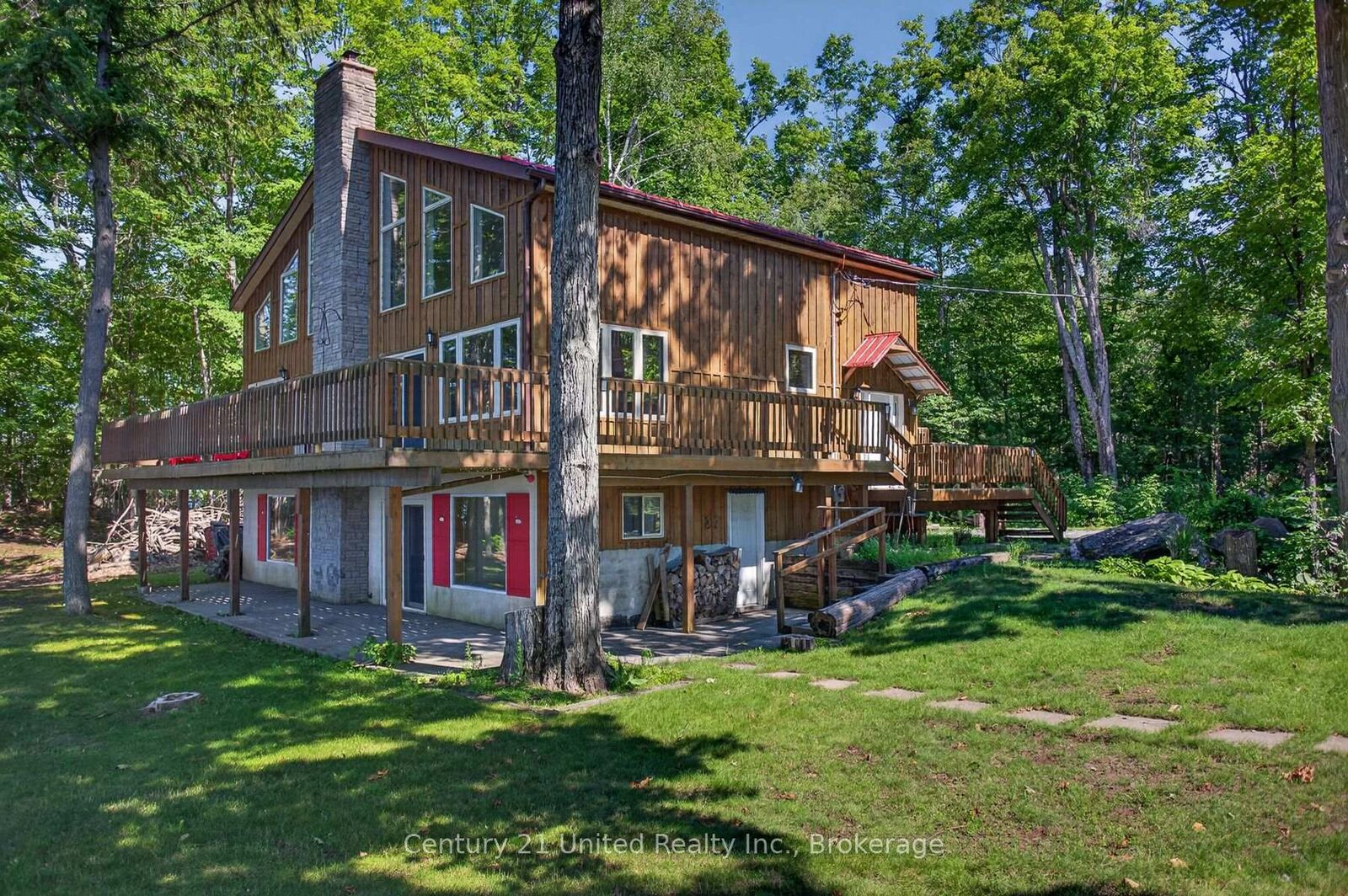 Property Photo: 2450 Victoria Springs Lane E ON K0L 2H0