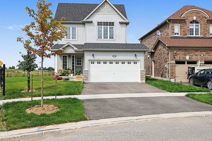 Property Photo:  270 Springfield Crescent  ON L0M 1S0 
