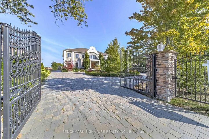 Property Photo: 4572 14th Avenue ON L3S 3K6