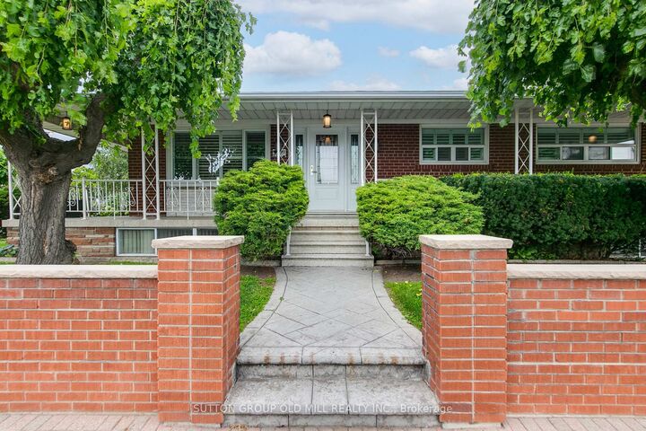 993 Islington Avenue — photo 1