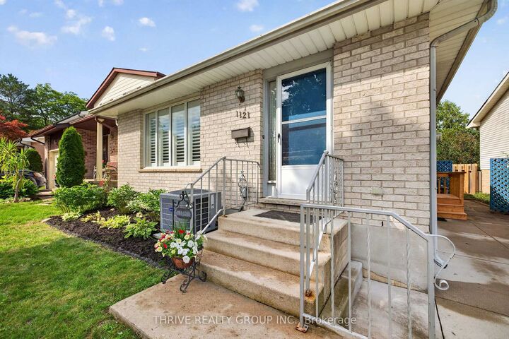 1121 Gatewood Road — photo 1
