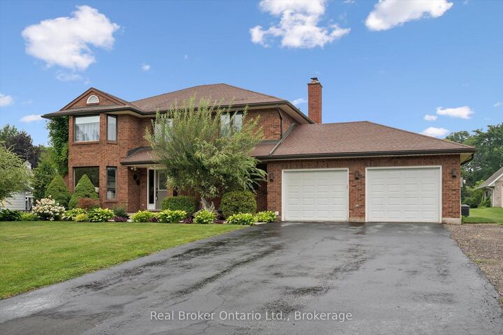 32 Sunset Drive — photo 1