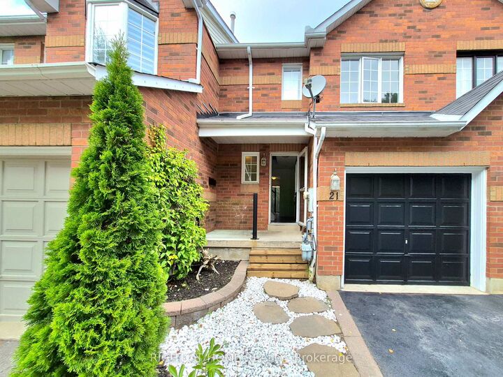 Property Photo: 21 McCullock Crescent ON L1T 3X1