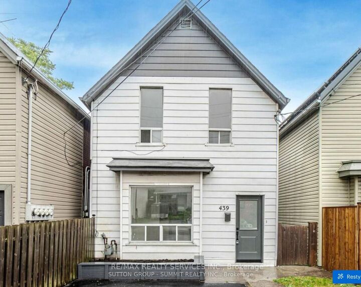 Property Photo: 439 Ferguson Avenue N ON L8L 4Z1