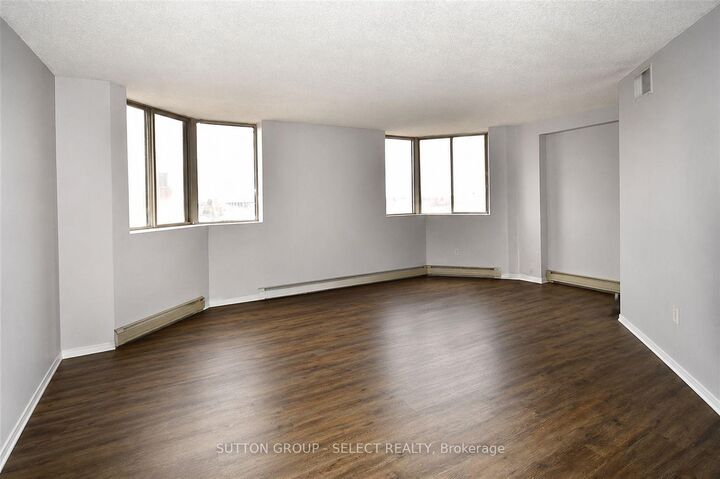 Property Photo: 695 Richmond Street 1306 ON N6A 5M8