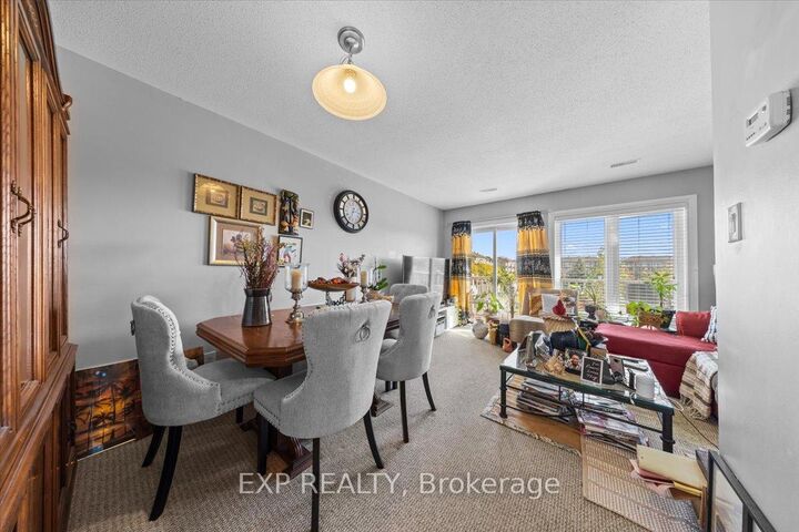 Property Photo: 290 Espin Heights ON K2J 0Y8