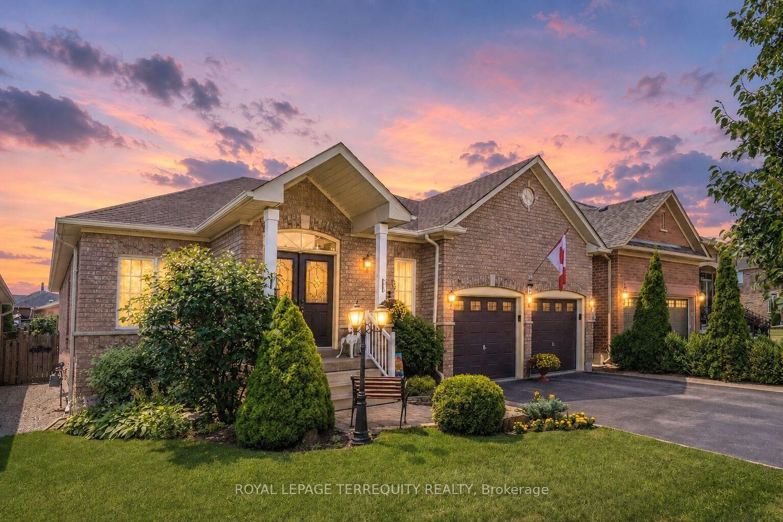 Property Photo: 19 Johnson Crescent ON L7G 6C9