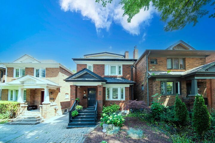131 Heddington Avenue — photo 1