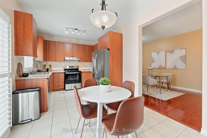 Property Photo:  211 Lageer Drive  ON L4A 0X1 