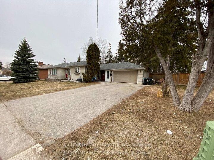 Property Photo: 540 Big Bay Point Road ON L4N 3Z5