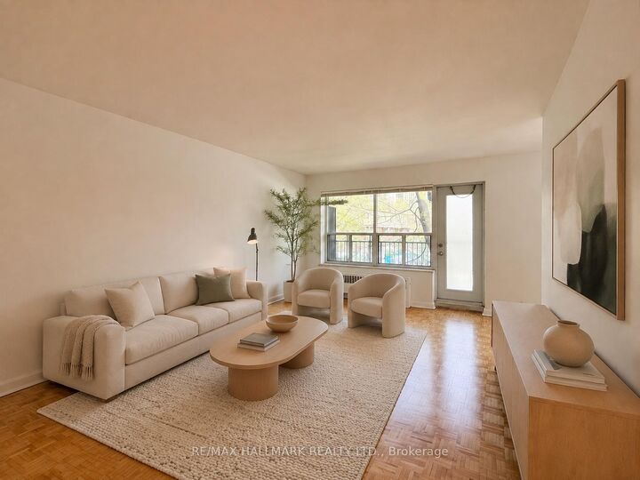 Property Photo: 30 Upper Canada Drive 208 ON M2P 1S1
