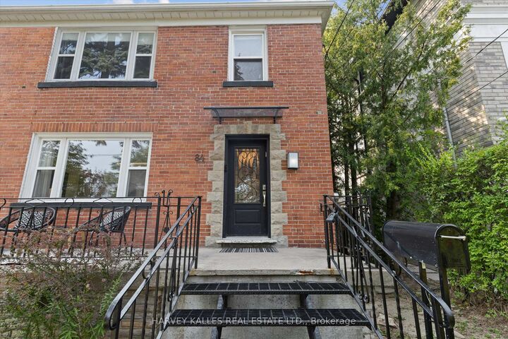 Property Photo: 84 Lynnhaven Road ON M6A 2K9