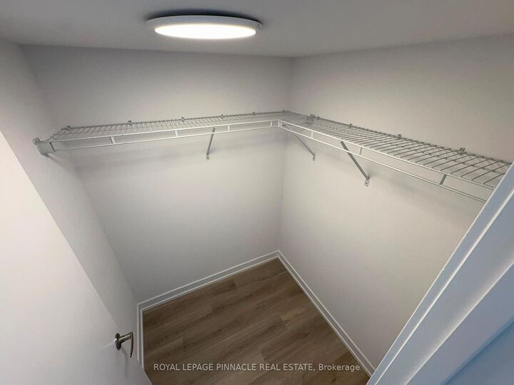 Property Photo:  3 Bancroft Lane 202  ON L4E 1M1 