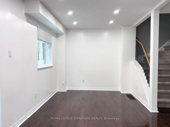 Property Photo:  602 Gibney Crescent  ON L3X 1Y3 
