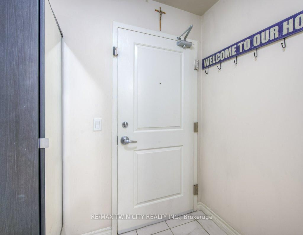 Property Photo: 1280 Gordon Street 305 ON N1L 0N6