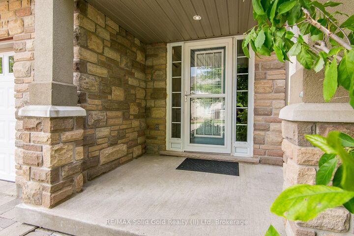 Property Photo: 563 Woolgrass Avenue ON N2V 2Y2