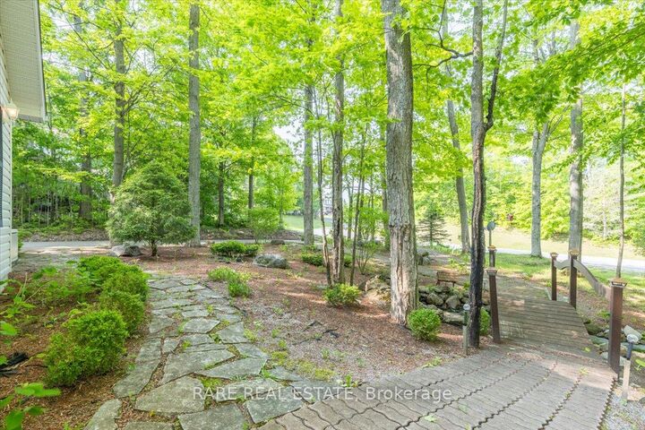 Property Photo: 37 Boyd Crescent ON L0K 1N0