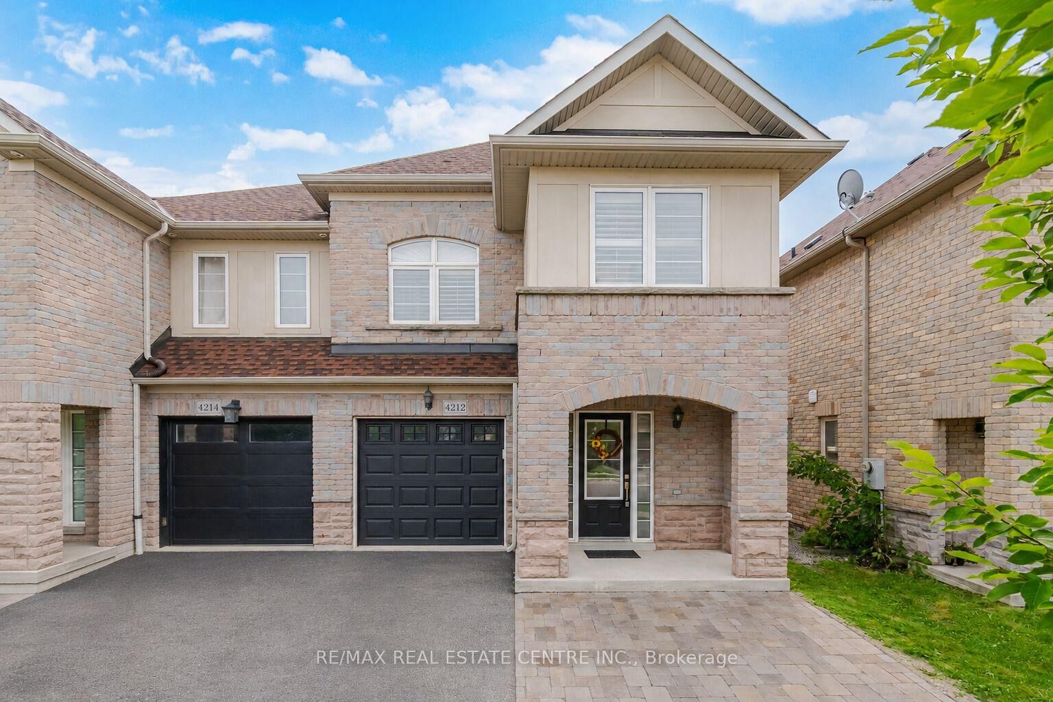 Property Photo:  4212 Prudham Avenue  ON L7M 1N2 