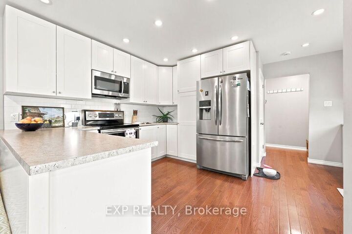 Property Photo: 493 Fortington Street ON K7V 1E3