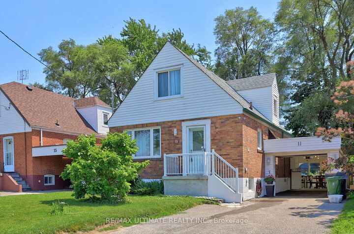 Property Photo: 11 Midholm Drive ON M1K 3A9