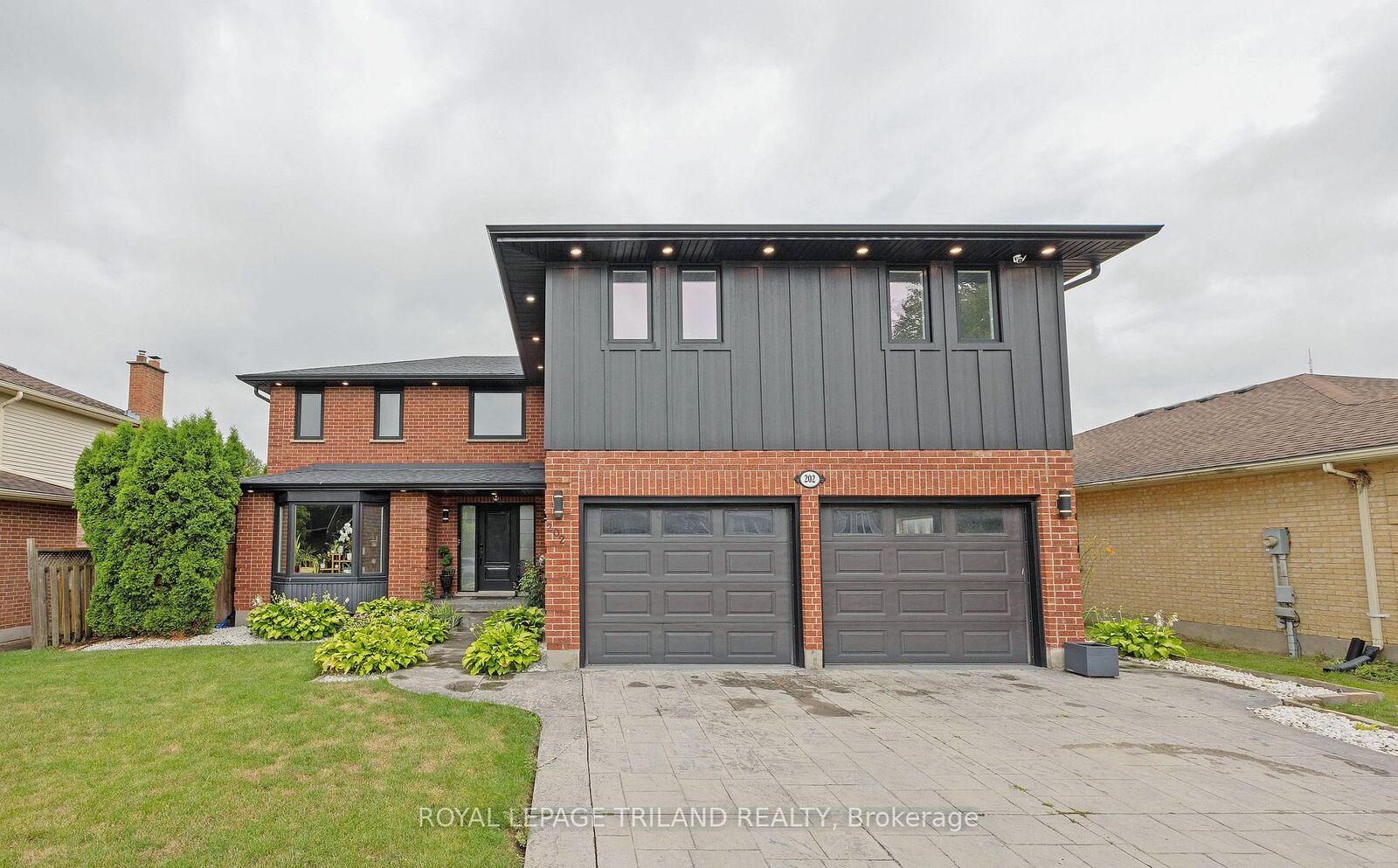 Property Photo: 202 Pine Valley Drive ON N6J 4N7