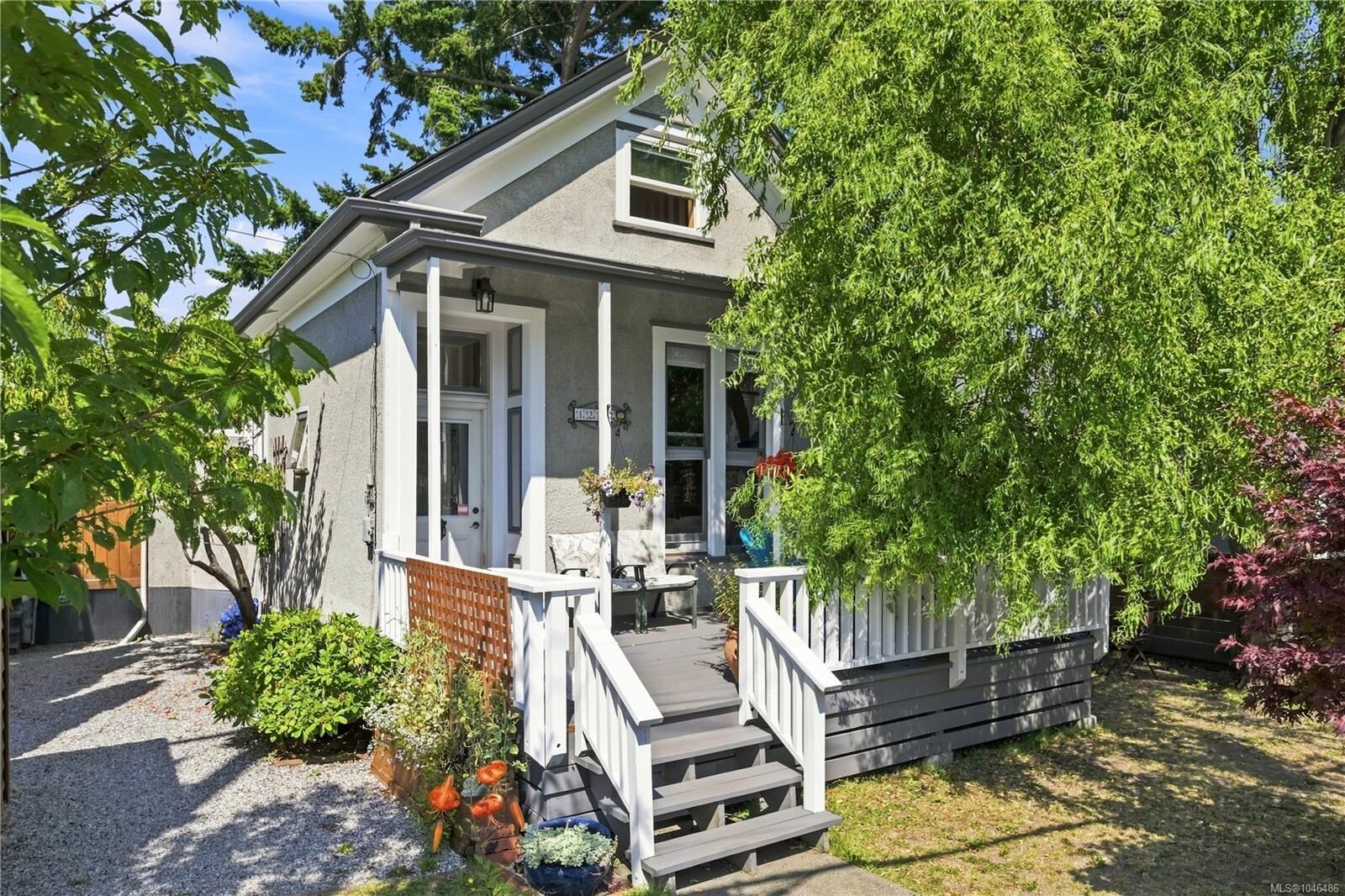 Property Photo: 1272 Centre Rd BC V8T 1K3