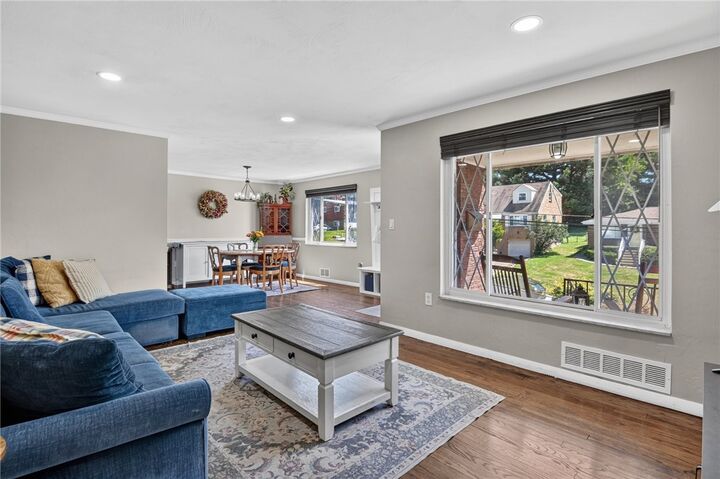 Property Photo:  2442 N Meadowcroft Ave  PA 15216 